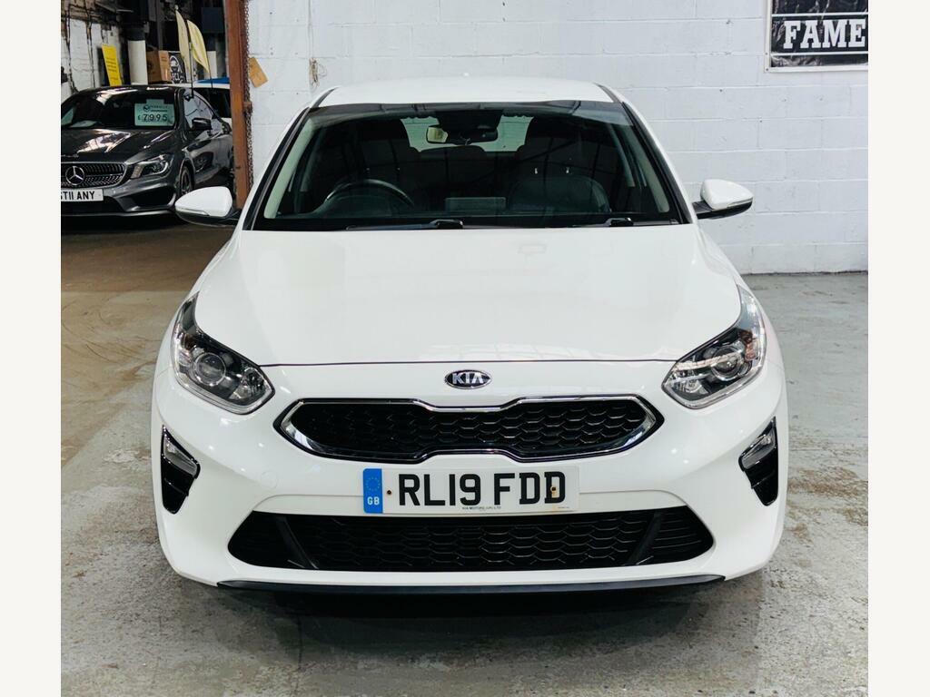 Kia Ceed 1.6 Crdi 3 Dct Euro 6 S S RL19FDD White #2