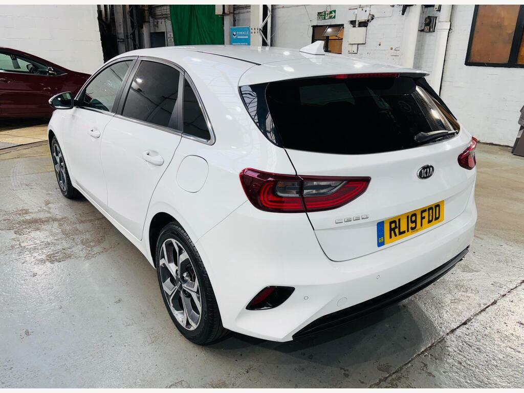 Kia Ceed 1.6 Crdi 3 Dct Euro 6 S S RL19FDD White #6