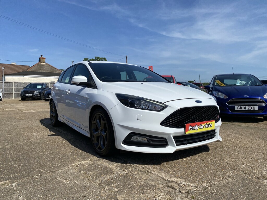 Ford Focus Hatchback 2.0 T Ecoboost St-3 201564 YW64BZA White #6