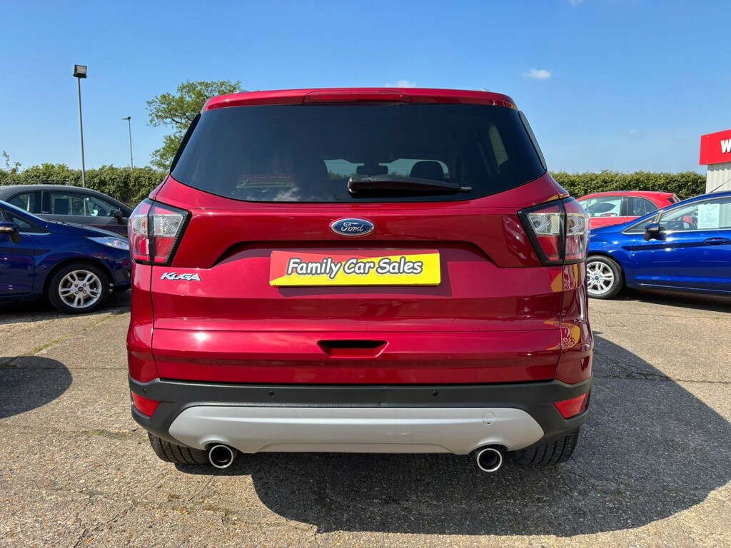 Ford Kuga Suv 2.0 Tdci Titanium 2016 EA66AOJ Red #3