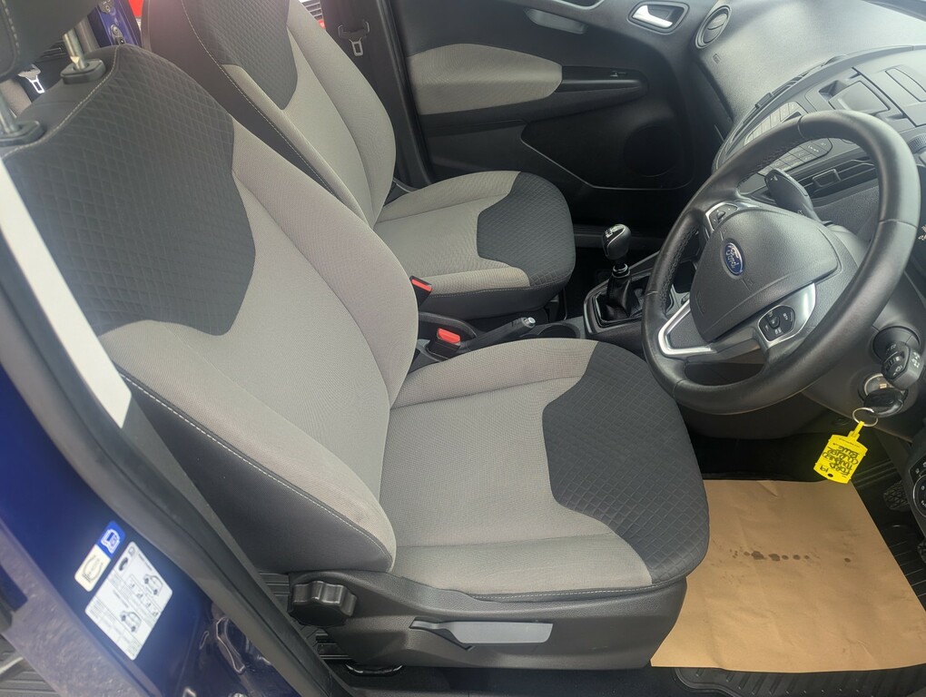 Ford Tourneo Courier Mpv 1.5 Tdci Zetec 201919 Blue #6