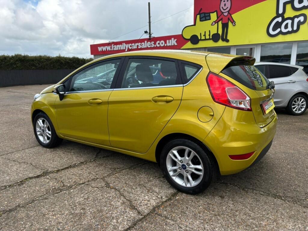 Ford Fiesta Hatchback 1.25 Zetec 201414 Yellow #2