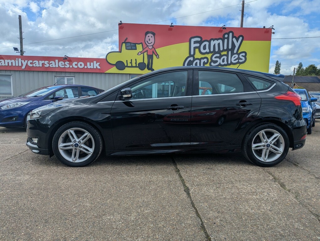Ford Focus Hatchback 1.5 Tdci Zetec S 201616 AE16RZF Black #4
