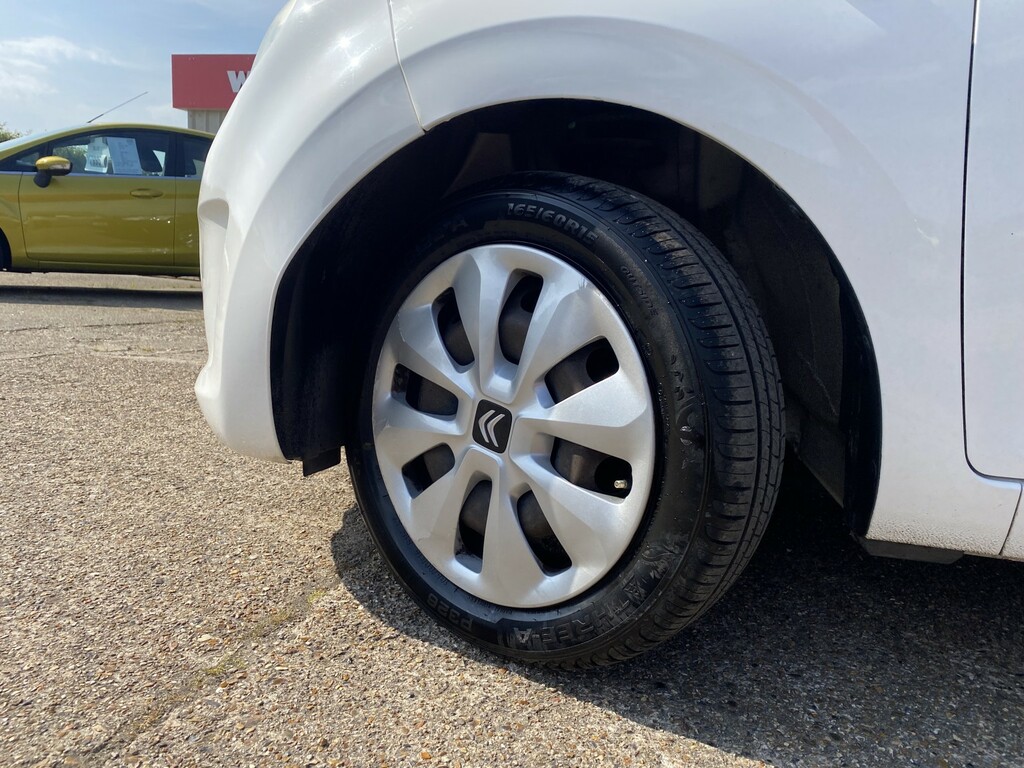 Citroen C1 Hatchback 1.0 Vti Feel 201616 White #3