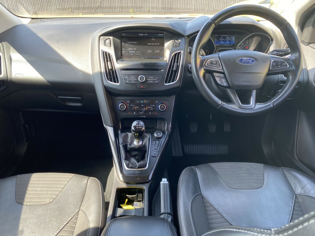 Ford Focus Hatchback 1.5 Tdci Titanium X 201515 RO15DZS Grey #2