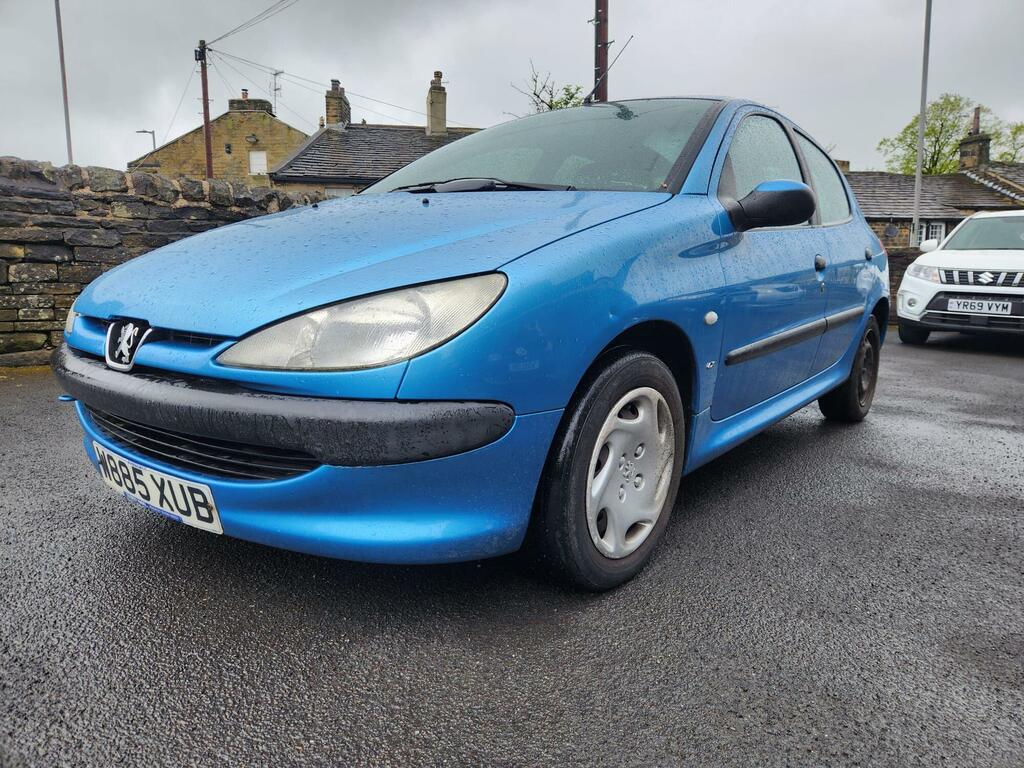 Peugeot 206 Style 5-Door Red #2