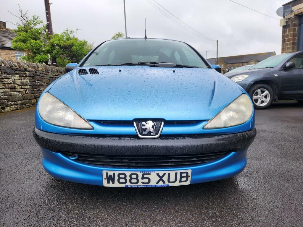 Peugeot 206 Style 5-Door Red #7
