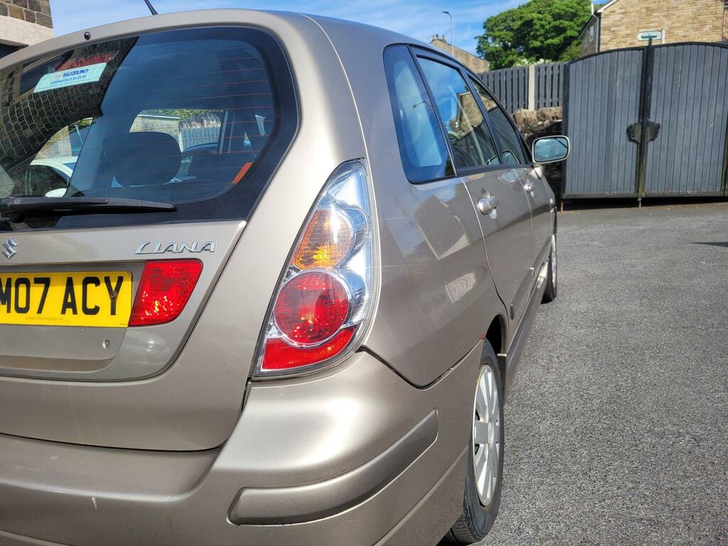 Suzuki Liana Glx Black #12
