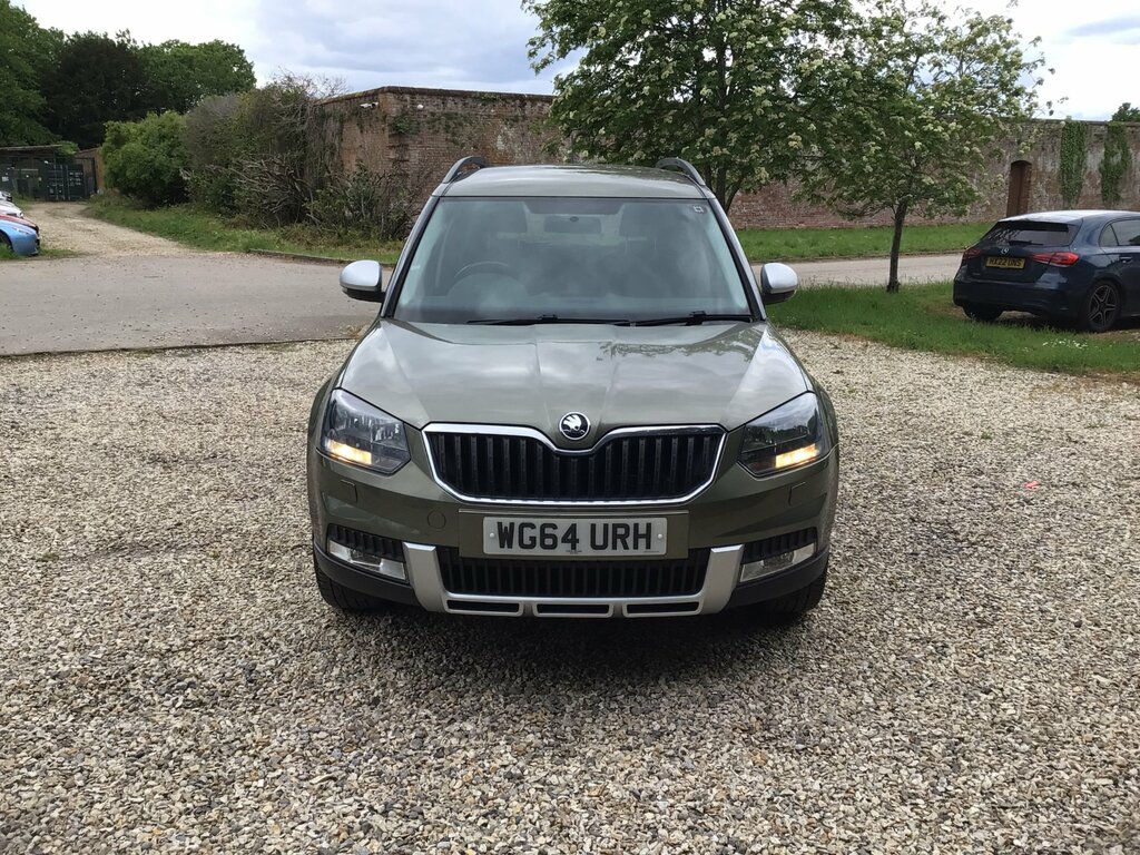 Skoda Yeti 1.2 Tsi Se Outdoor Dsg Euro 5 105 Ps WG64URH Green #4