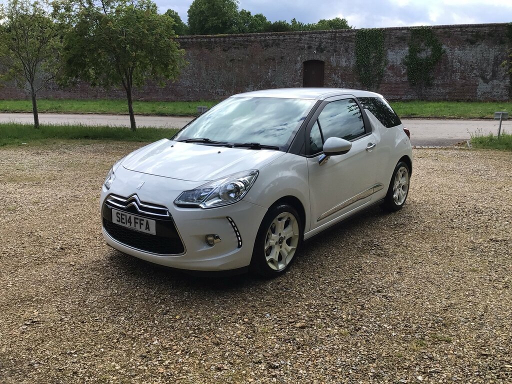 Citroen DS3 1.6 E-hdi Airdream Dstyle Hatchback Man SE14FFA White #5