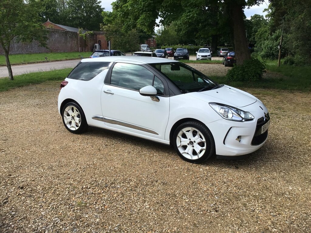 Citroen DS3 1.6 E-hdi Airdream Dstyle Hatchback Man SE14FFA White #2