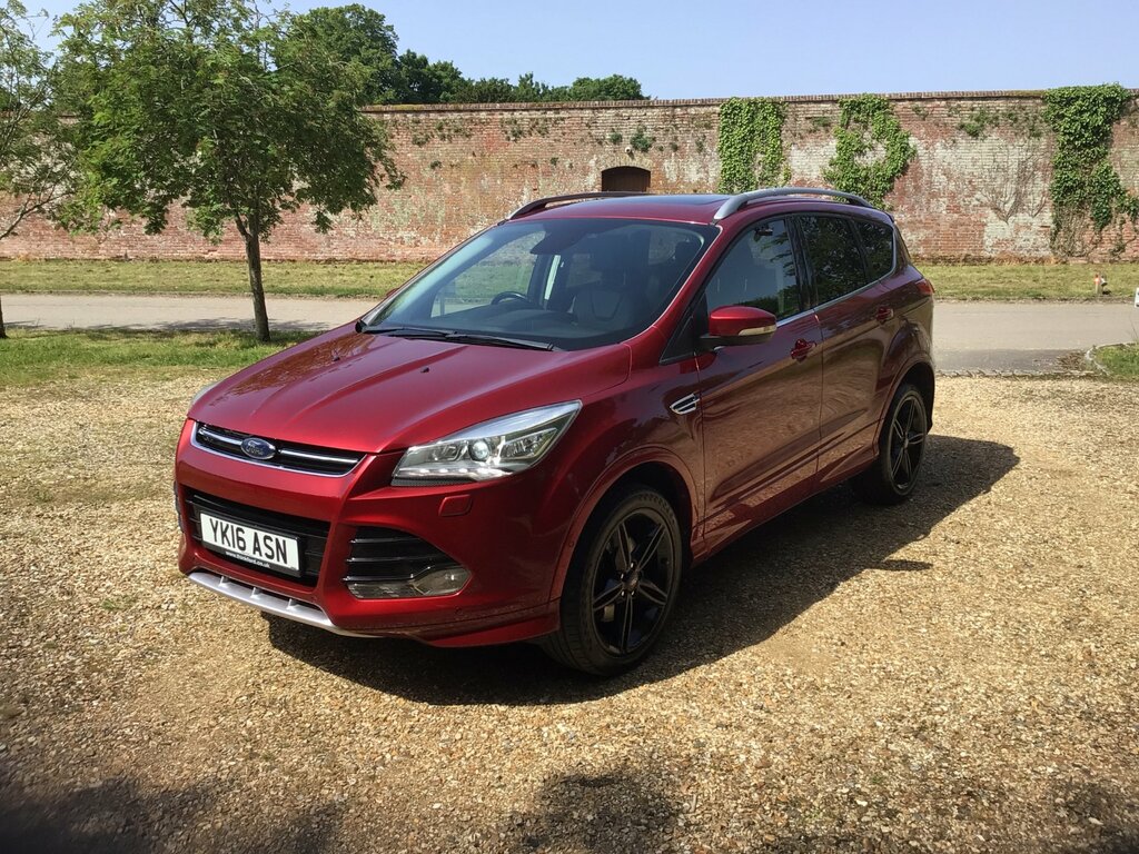 Ford Kuga 2.0 Tdci Titanium X Suv Awd Euro YK16ASN Red #5