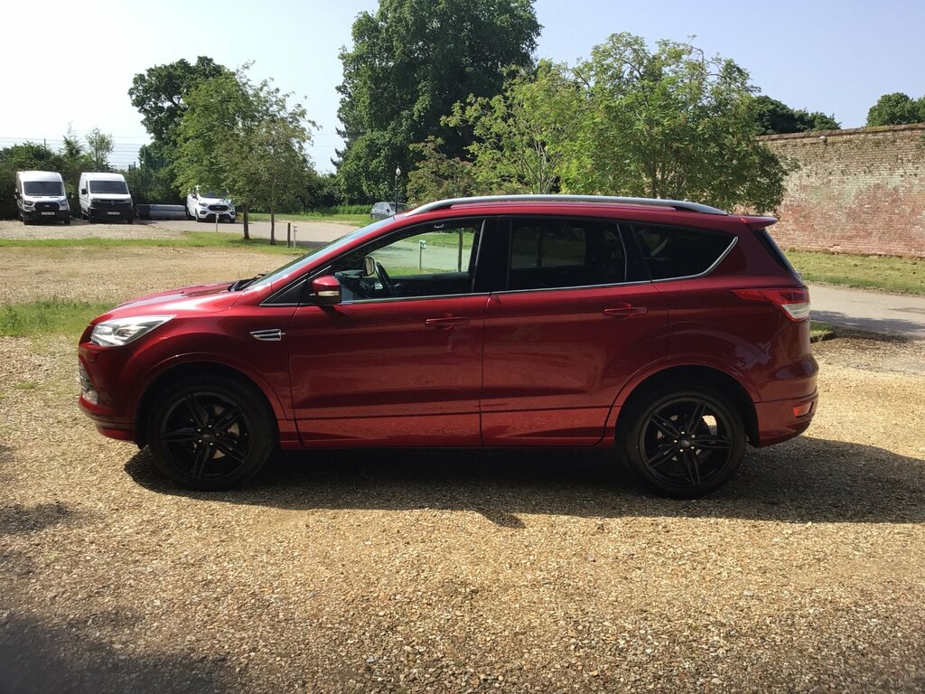 Ford Kuga 2.0 Tdci Titanium X Suv Awd Euro YK16ASN Red #6