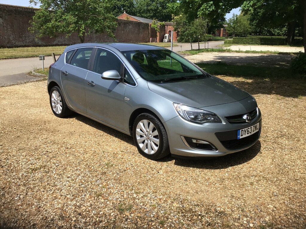 Vauxhall Astra 2.0 Cdti Elite Hatchback Euro 5 1 Silver
