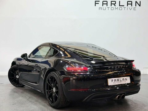 Porsche 718 Cayman Gt4  #4