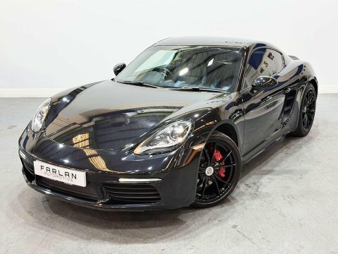Porsche 718 Cayman Gt4  #13