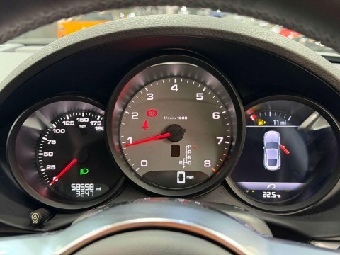 Porsche 718 Cayman Gt4  #24