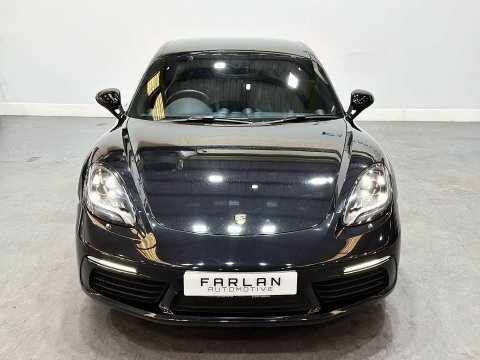 Porsche 718 Cayman Gt4  #10