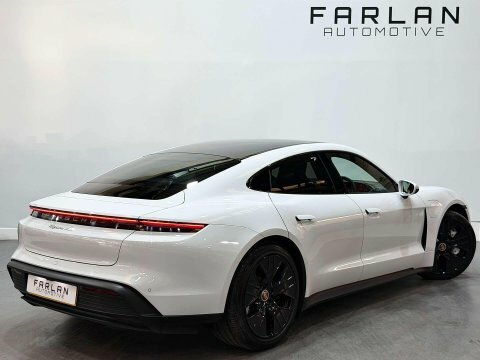 Porsche Taycan Performance Plus 93.4Kwh White #5