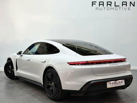 Porsche Taycan Performance Plus 93.4Kwh White #4
