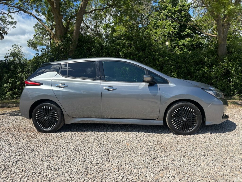 Nissan Leaf Hatchback LP72RHJ Grey #2