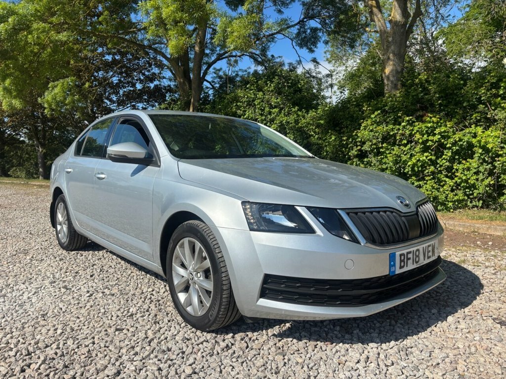 Skoda Octavia 1.6L S BF18VEW Silver #3