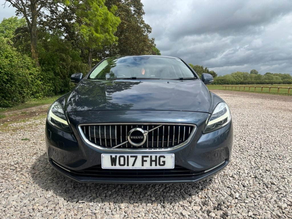 Volvo V40 2L Inscription WO17FHG Blue #6