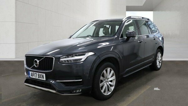 Volvo XC90 2L Momentum Grey