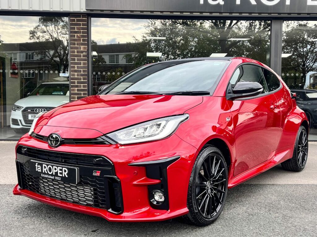 Toyota  2023 59 Plate White #25