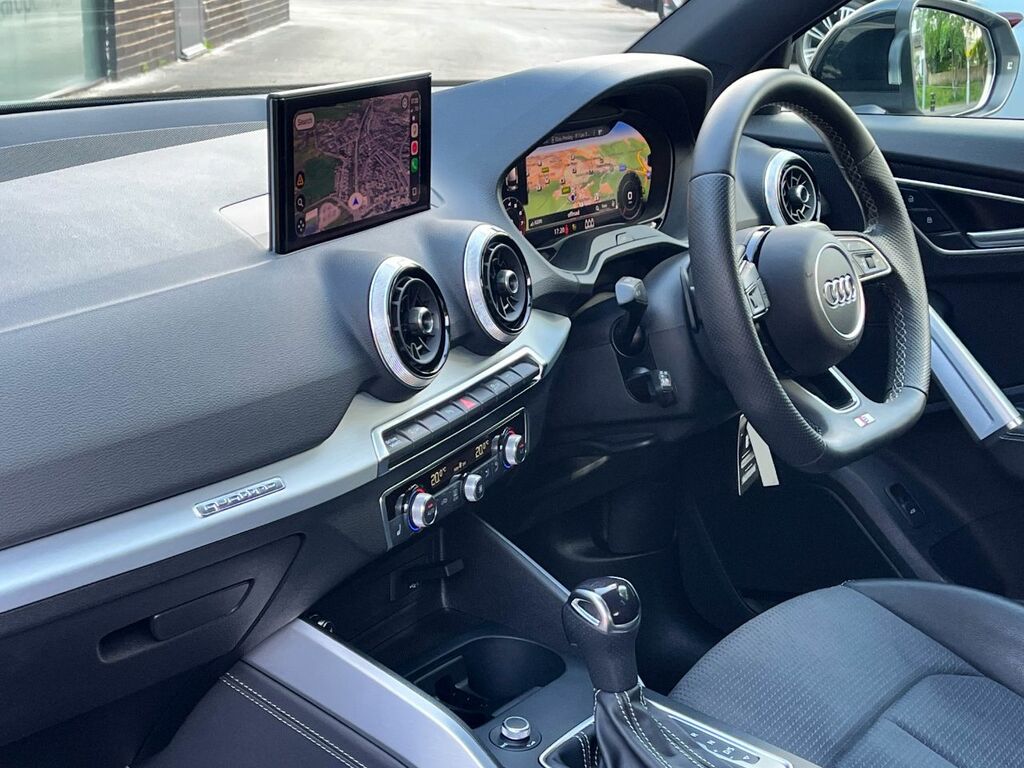 Audi SQ2 Black Edition 2.0 Tfsi Quattro S Tronic 300Ps Grey #5