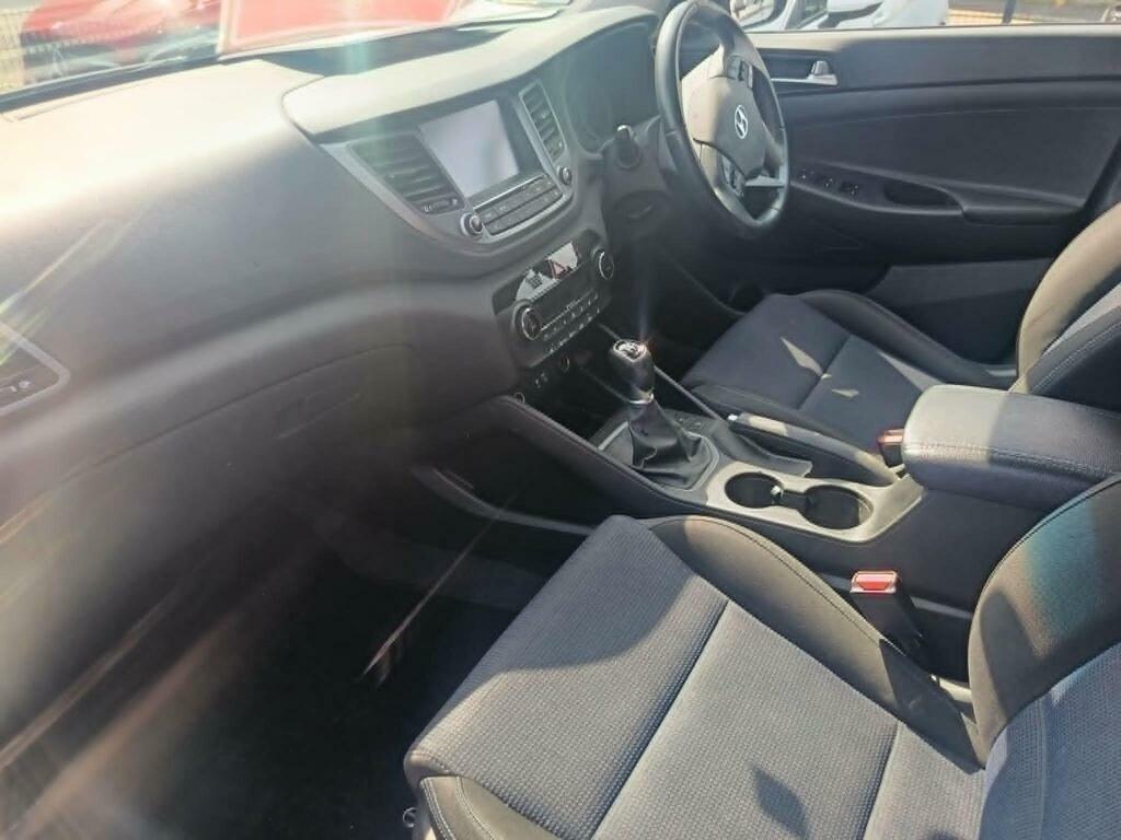 Hyundai Tucson 1.7 Crdi Blue Drive Se Nav Euro 6 S S YJZ5498 Grey #6