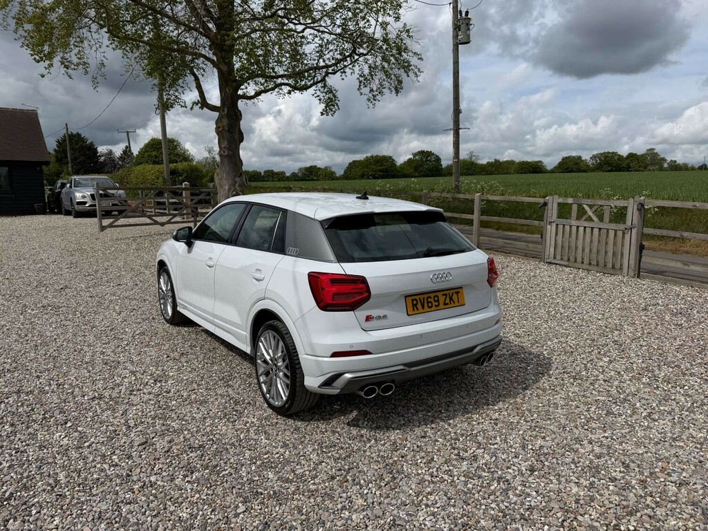 Audi SQ2 2.0 Sq2 Tfsi Quattro 4Wd Suv White #3