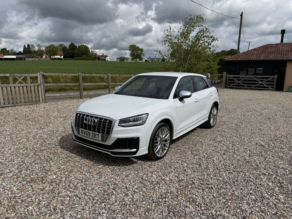 Audi SQ2 2.0 Sq2 Tfsi Quattro 4Wd Suv White #2