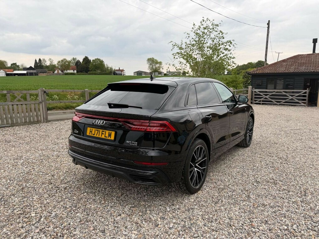 Audi Q8 3.0 Q8 Black Edition 50 Tdi Mhev Quattro 4Wd HJ71FLM Black #4