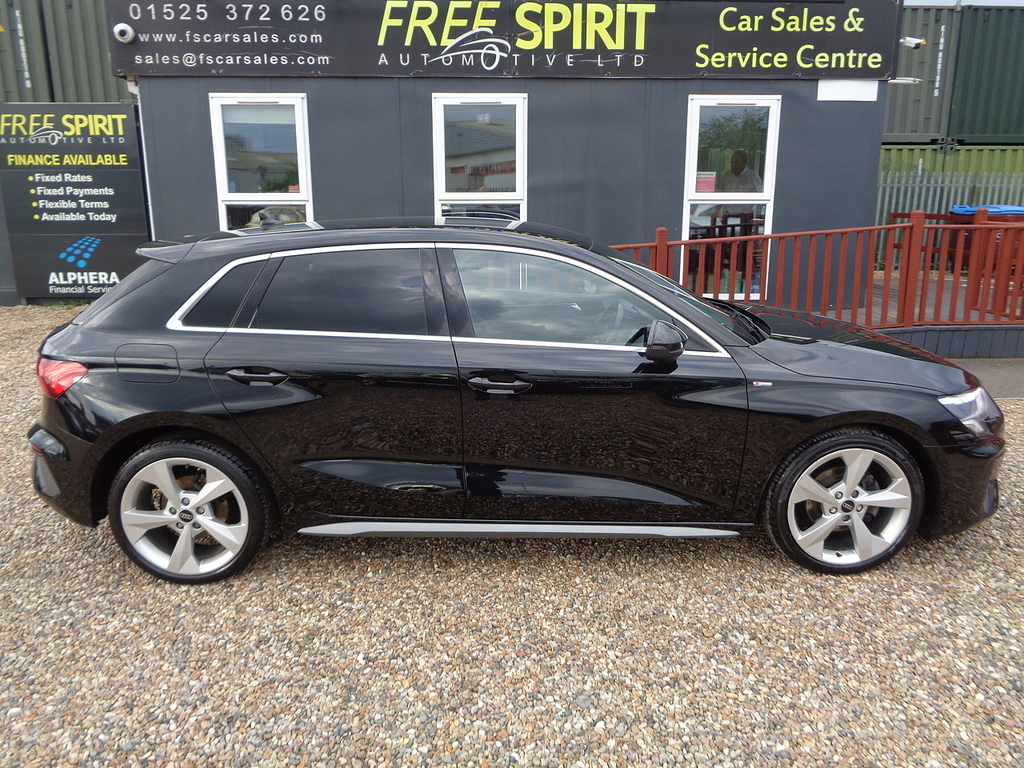 Audi A3 Tfsi S Line MK23DZU Black #5