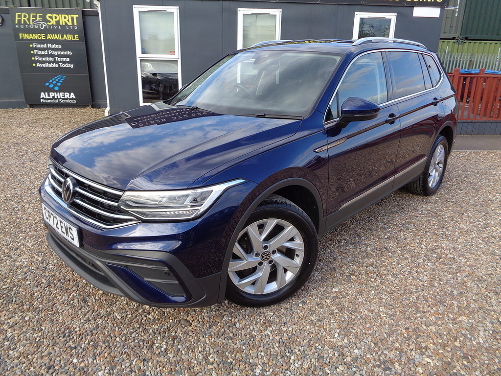 Volkswagen Tiguan Allspace Tsi Life CP72EWS Blue #4