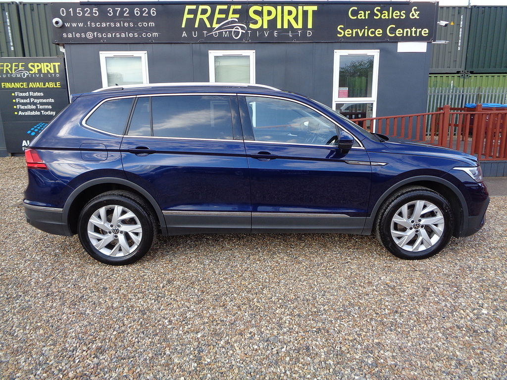 Volkswagen Tiguan Allspace Tsi Life CP72EWS Blue #5