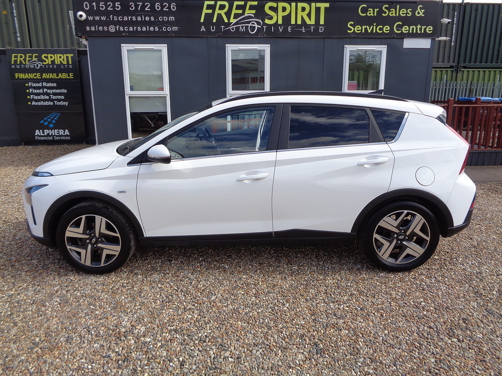 Hyundai Bayon T-gdi Mhev Premium CX23OKF White #6