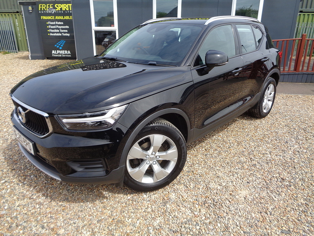 Volvo XC40 T3 Momentum NL20RPO Black #4