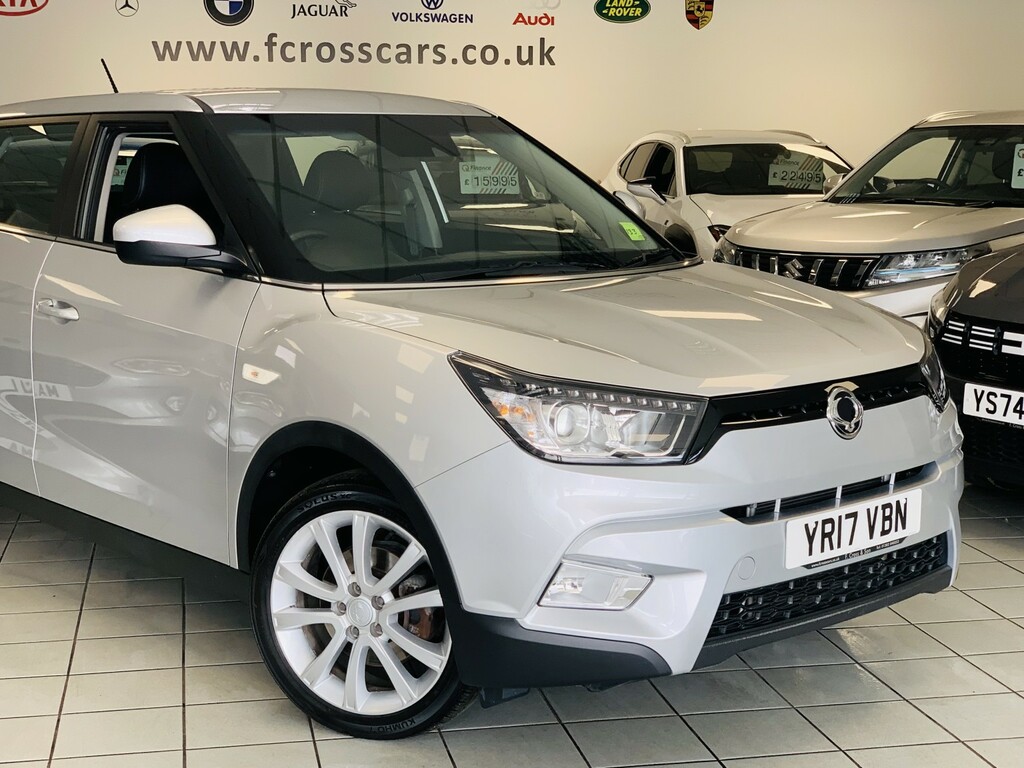 SsangYong Tivoli Suv 1.6 E-xgi Ex 201717 YR17VBN Silver #4