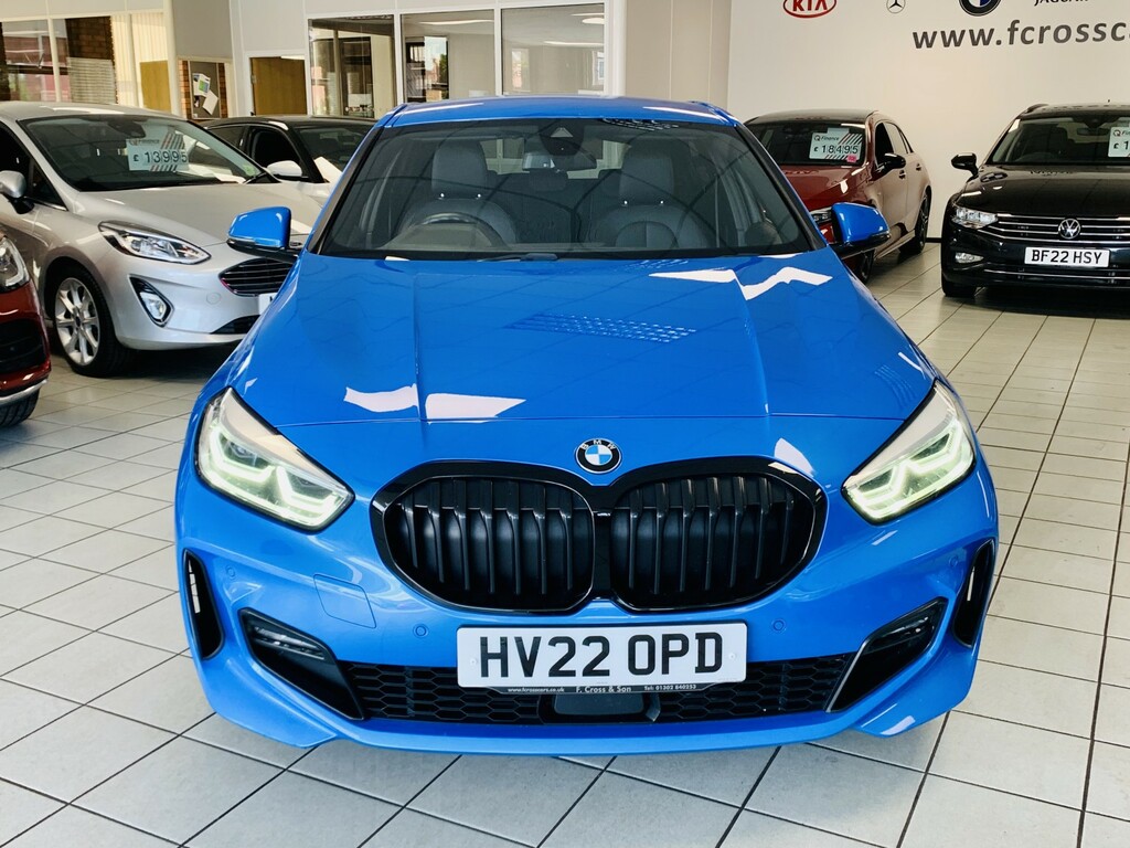 BMW 1 Series Hatchback 2.0 118D M Sport 202222 Blue #4