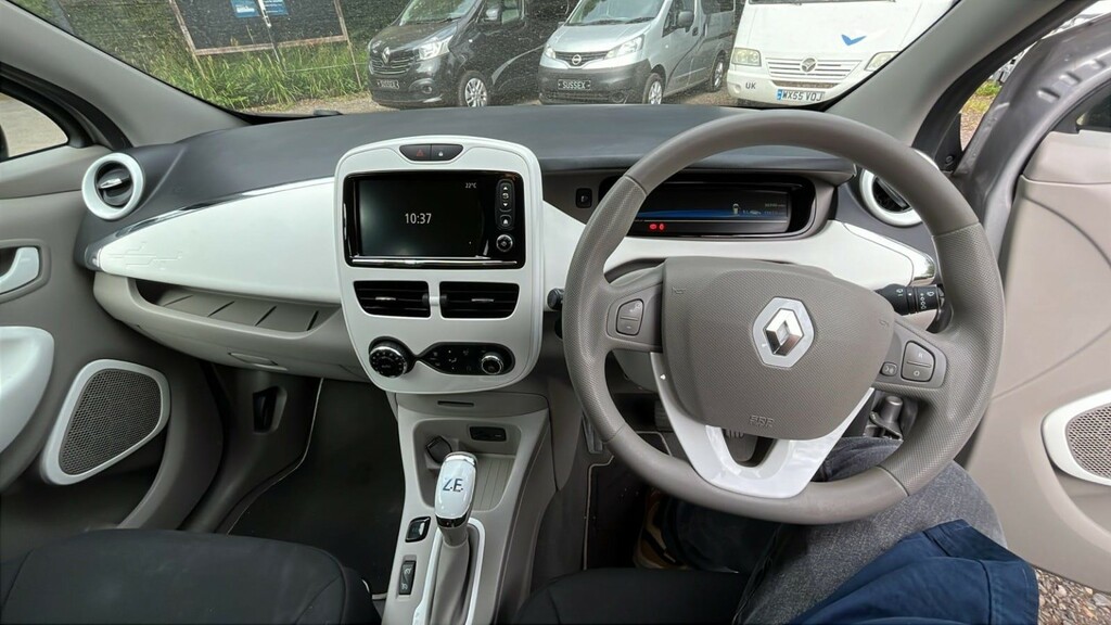 Renault Zoe Hatchback Dynamique Nav 2016 White #9