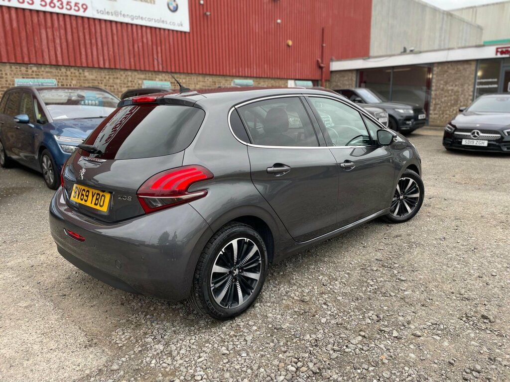 Peugeot 208 1.2 Puretech Tech Edition Euro 6 Ss BV69YBO Grey #3