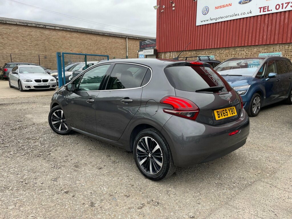 Peugeot 208 1.2 Puretech Tech Edition Euro 6 Ss BV69YBO Grey #6