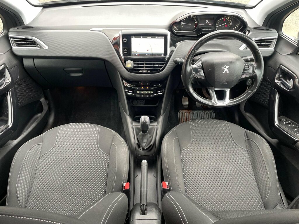Peugeot 208 1.2 Puretech Tech Edition Euro 6 Ss BV69YBO Grey #2