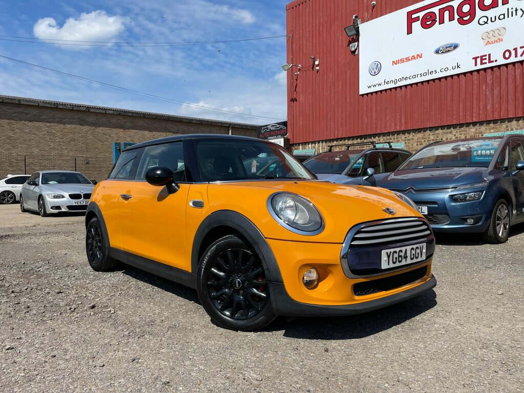 Mini Hatch 1.5 Cooper D Euro 6 Ss YG64GGV Orange #4