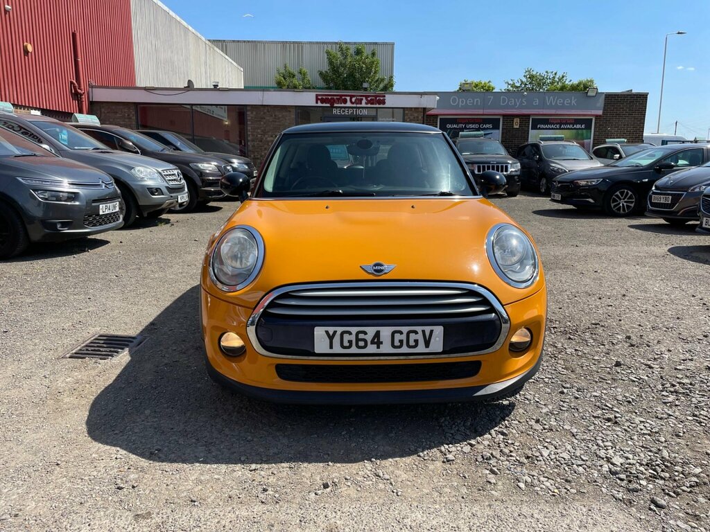Mini Hatch 1.5 Cooper D Euro 6 Ss YG64GGV Orange #5