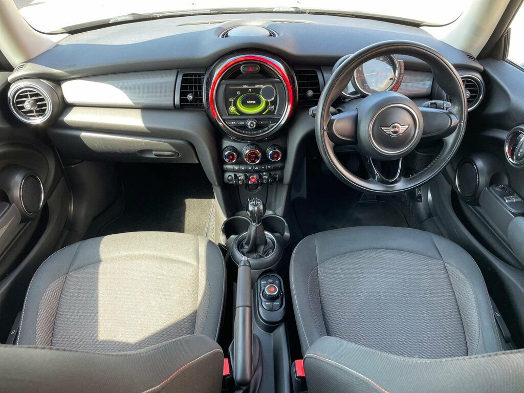 Mini Hatch 1.5 Cooper D Euro 6 Ss PY17FXA Grey #2