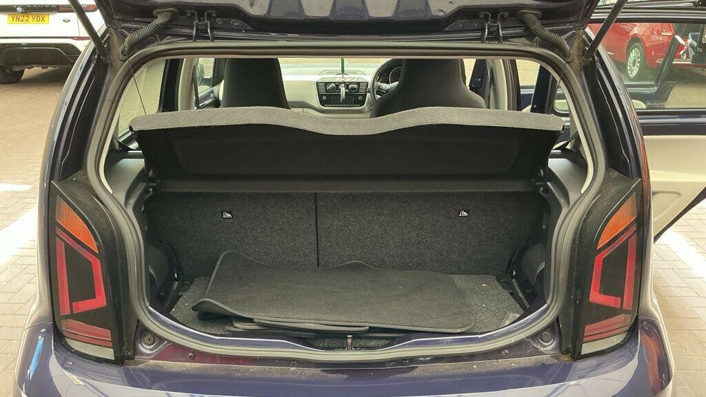 Volkswagen Up 1.0 Bluemotion Tech High Asg Euro 6 Ss  #6