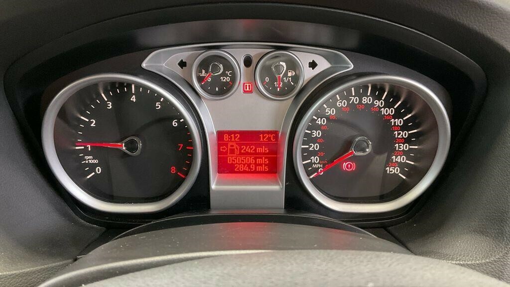 Ford Focus 1.6 Zetec AO11XBS #4